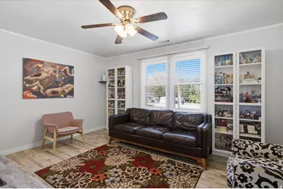 906 Grandview Dr, Ogden, UT 84403 - Photo 5