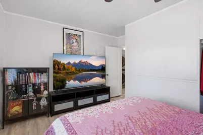 906 Grandview Dr, Ogden, UT 84403 - Photo 13