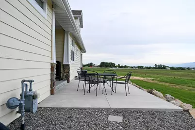 261 E 600 S, Mendon, UT 84325 - Photo 3