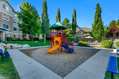 1245 E Privet Dr S #324, Cottonwood Heights, UT 84121 - Photo 25