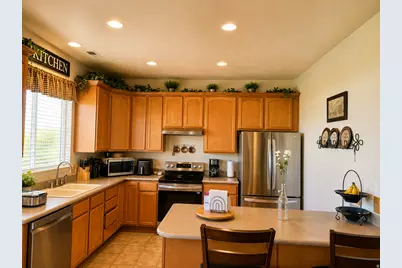 4768 W Oregon Trail Way W, Herriman, UT 84065 - Photo 5