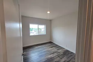 355 Pectol St, Washington, UT 84780 - Photo 9