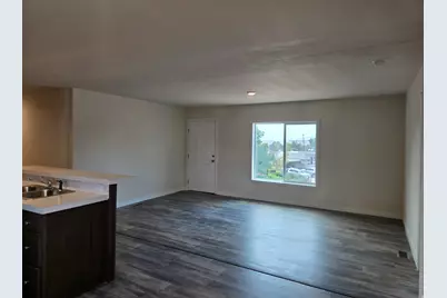 355 Pectol St, Washington, UT 84780 - Photo 5