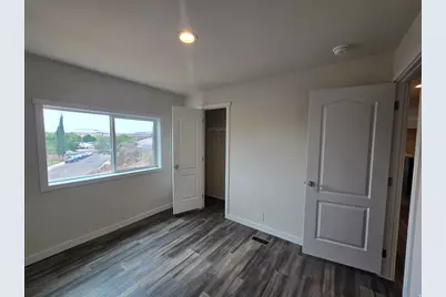 355 Pectol St, Washington, UT 84780 - Photo 13