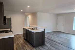 355 Pectol St, Washington, UT 84780 - Photo 3