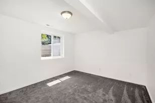 122 W 470 N, Smithfield, UT 84335 - Photo 19