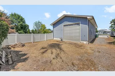 122 W 470 N, Smithfield, UT 84335 - Photo 29
