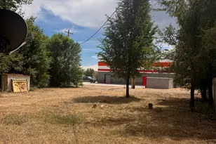 736 E 300 N, Roosevelt, UT 84066 - Photo 7