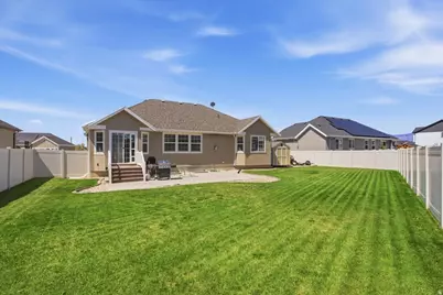 3531 W Cranefield Rd, Clinton, UT 84015 - Photo 29