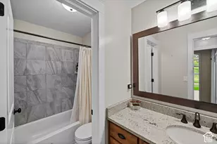 564 N Spring Meadow Ln Ln W, Farmington, UT 84025 - Photo 27