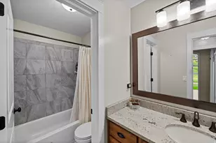 564 N Spring Meadow Ln Ln W, Farmington, UT 84025 - Photo 25