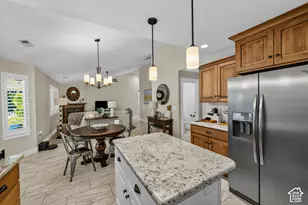 564 N Spring Meadow Ln Ln W, Farmington, UT 84025 - Photo 15