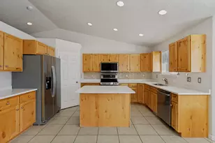 14377 S Heartland Cv, Herriman, UT 84096 - Photo 13