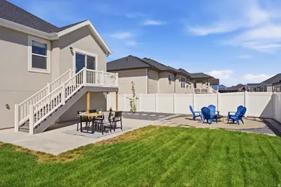 3411 W Blue Crane Dr, Clinton, UT 84015 - Photo 35