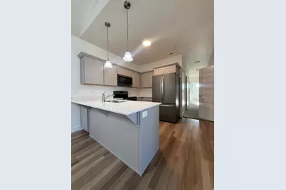 938 W Coral Charm Way N #302, Saratoga Springs, UT 84045 - Photo 3