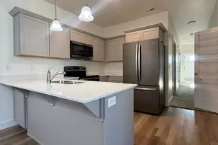 938 W Coral Charm Way N, Saratoga Springs, UT 84045 - Photo 3