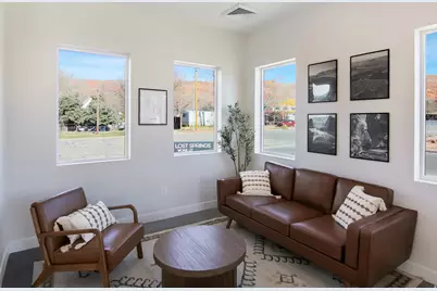 238 S 400 E, Moab, UT 84532 - Photo 3