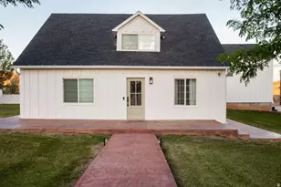 9704 N 8500 E, Tridell, UT 84076 - Photo 5