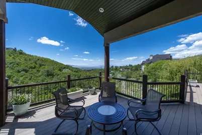 1776 S Temple Ct E, Bountiful, UT 84010 - Photo 7