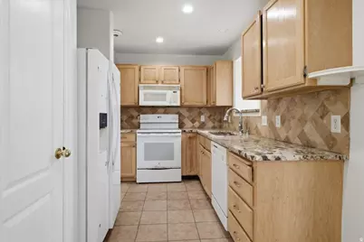 3782 S Tail Trail W, Magna, UT 84044 - Photo 5