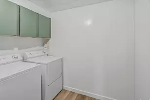 975 E 6600 S, Uintah, UT 84405 - Photo 27