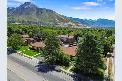 2424 E 4430 S, Holladay, UT 84124 - Photo 31