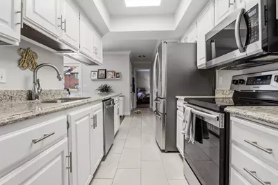 2424 E 4430 S, Holladay, UT 84124 - Photo 9