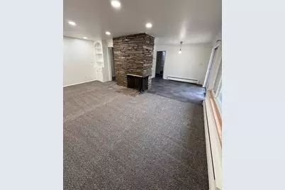 1870 E Cresthill S #UPSTR, Holladay, UT 84117 - Photo 7