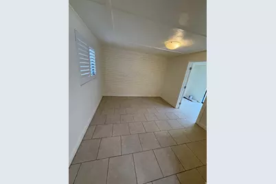 1870 E Cresthill S #UPSTR, Holladay, UT 84117 - Photo 21