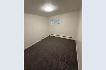 1870 E Cresthill S #UPSTR, Holladay, UT 84117 - Photo 13