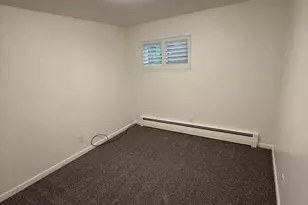 1870 E Cresthill S, Holladay, UT 84117 - Photo 13