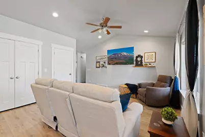 1043 Valley View Dr, Santaquin, UT 84655 - Photo 7