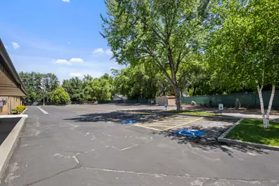 1800 E 5600 S, Holladay, UT 84121 - Photo 5