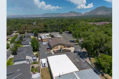 1800 E 5600 S, Holladay, UT 84121 - Photo 13