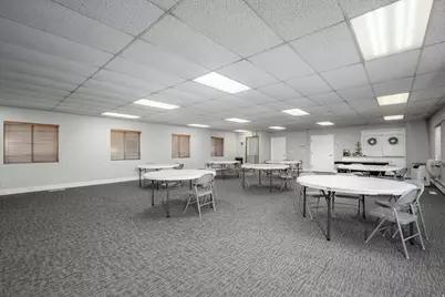 1800 E 5600 S, Holladay, UT 84121 - Photo 25