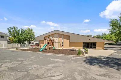 1800 E 5600 S, Holladay, UT 84121 - Photo 3