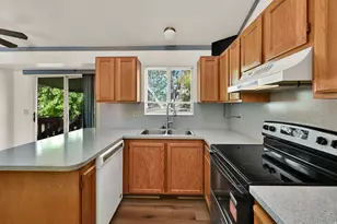 121 N 400 W, Clearfield, UT 84015 - Photo 9