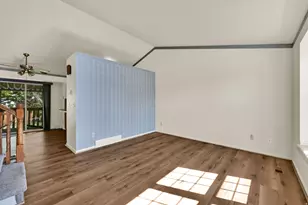 121 N 400 W, Clearfield, UT 84015 - Photo 3