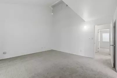 5647 S Park Pl E, Holladay, UT 84121 - Photo 15