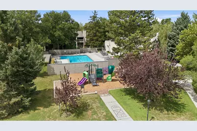 5647 S Park Pl E, Holladay, UT 84121 - Photo 33