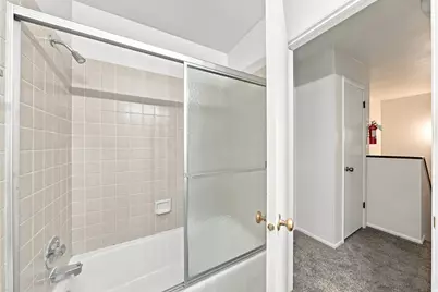 5647 S Park Pl E, Holladay, UT 84121 - Photo 17