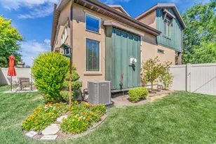 4076 S Olivia View Ln, Salt Lake City, UT 84107 - Photo 43