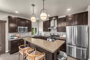 4076 S Olivia View Ln, Salt Lake City, UT 84107 - Photo 11