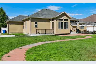 1317 W 2340 N, Clinton, UT 84015 - Photo 45