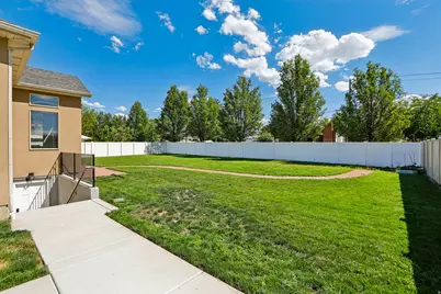 1317 W 2340 N, Clinton, UT 84015 - Photo 43