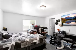 7226 W Silhouette Ln S, West Valley, UT 84081 - Photo 15