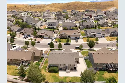 7226 W Silhouette Ln S, West Valley, UT 84081 - Photo 33