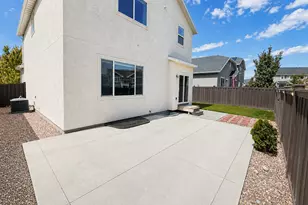 14819 S Chimney Dr, Bluffdale, UT 84065 - Photo 3