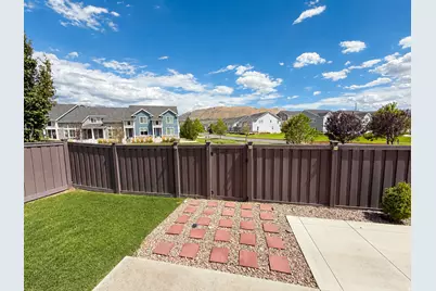 14819 S Chimney Dr, Bluffdale, UT 84065 - Photo 5