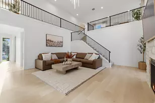 8554 S Lynwood St, Sandy, UT 84070 - Photo 9